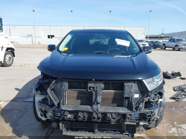 44617591 :رقم المزاد ، 2FMPK3K8XJBB88034 vin ، 2018 Ford Edge Titanium مزاد بيع