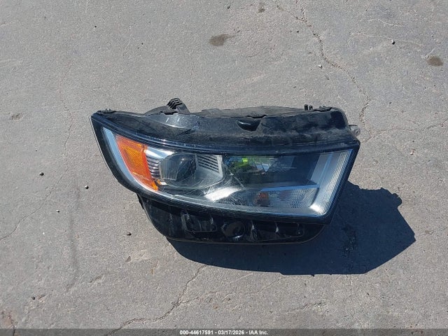 44617591 :رقم المزاد ، 2FMPK3K8XJBB88034 vin ، 2018 Ford Edge Titanium مزاد بيع
