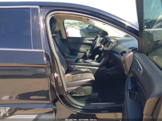 44617591 :رقم المزاد ، 2FMPK3K8XJBB88034 vin ، 2018 Ford Edge Titanium مزاد بيع
