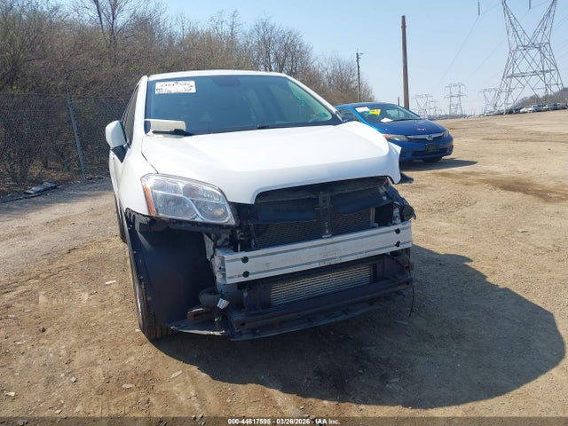 KL7CJNSB4GB561335 Chevrolet Trax 1ls