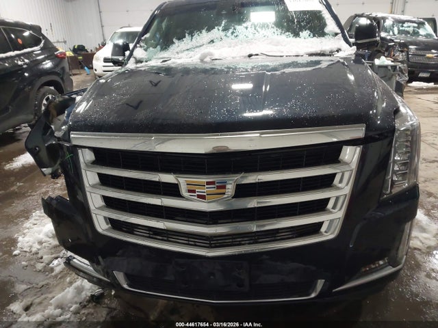 Продаж на аукціоні авто 2018 Cadillac Escalade Luxury, vin: 1GYS4BKJ1JR293719, номер лоту: 44617654