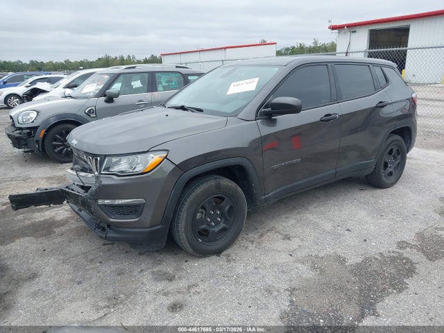 44617665 :رقم المزاد ، 3C4NJCAB6MT573692 vin ، 2021 Jeep Compass Sport Fwd مزاد بيع