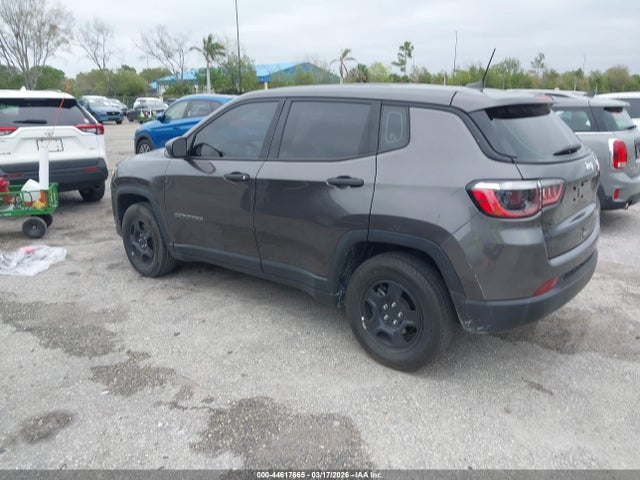 44617665 :رقم المزاد ، 3C4NJCAB6MT573692 vin ، 2021 Jeep Compass Sport Fwd مزاد بيع