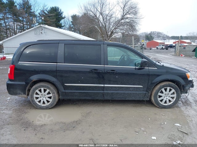 2014 Chrysler Town & Country Touring მანქანა იყიდება აუქციონზე, vin: 2C4RC1BG7ER448117, აუქციონის ნომერი: 44617695