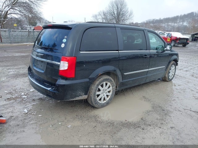 2014 Chrysler Town & Country Touring მანქანა იყიდება აუქციონზე, vin: 2C4RC1BG7ER448117, აუქციონის ნომერი: 44617695