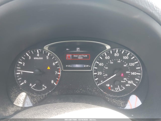 Продаж на аукціоні авто 2018 Nissan Altima 2.5 Sr, vin: 1N4AL3AP8JC190242, номер лоту: 44617698