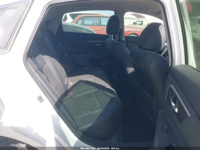 Продаж на аукціоні авто 2018 Nissan Altima 2.5 Sr, vin: 1N4AL3AP8JC190242, номер лоту: 44617698