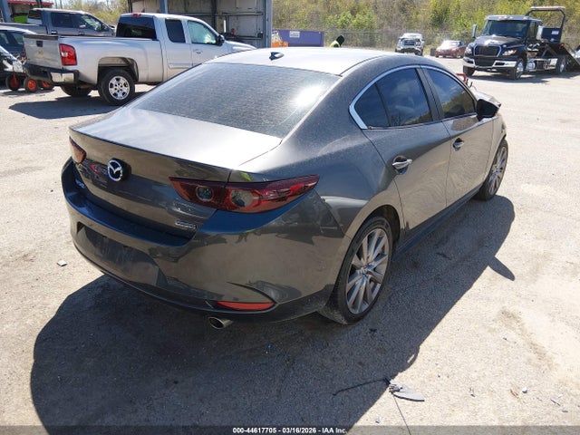 Продажа на аукционе авто 2019 Mazda Mazda3 Preferred Package, vin: 3MZBPADLXKM109500, номер лота: 44617705