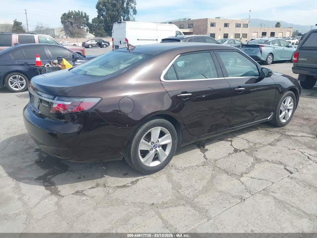 2011 SAAB 9-5 YS3GN4AR2B4000557 Photo 3
