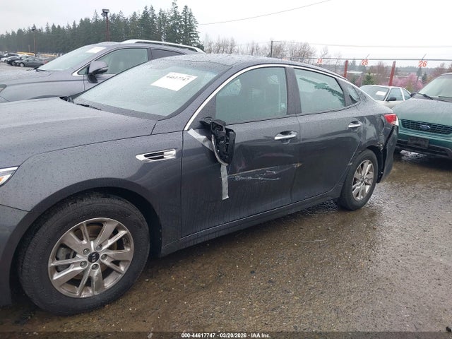 KNAGT4L3XJ5213381 KIA Optima Lx