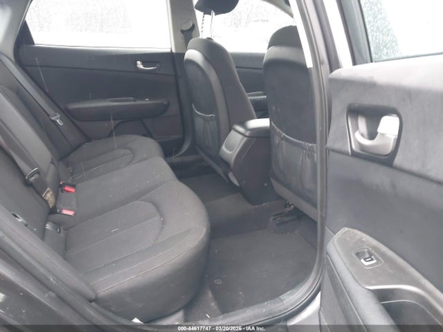 KNAGT4L3XJ5213381 KIA Optima Lx