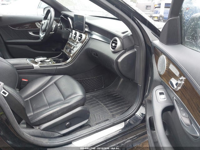 55SWF4KB2FU013811 Mercedes-Benz C 300 Sport 4matic