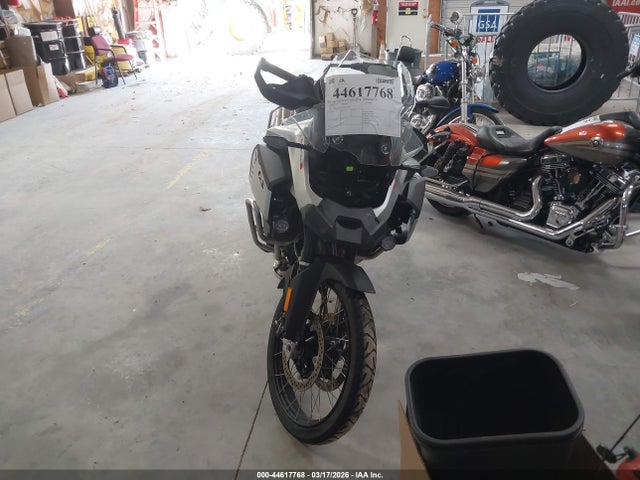 Продаж на аукціоні авто 2025 Bmw F 900 Gs Adventure, vin: WB10K730XS6L25041, номер лоту: 44617768