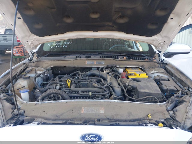 3FA6P0HD4JR260776 Ford FUSION SE