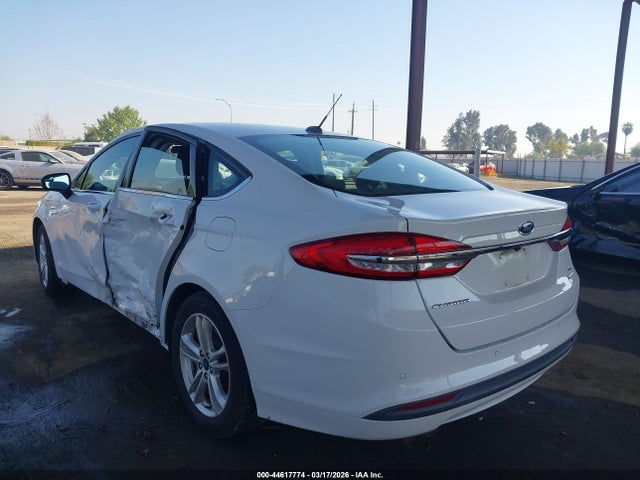 3FA6P0HD4JR260776 Ford FUSION SE
