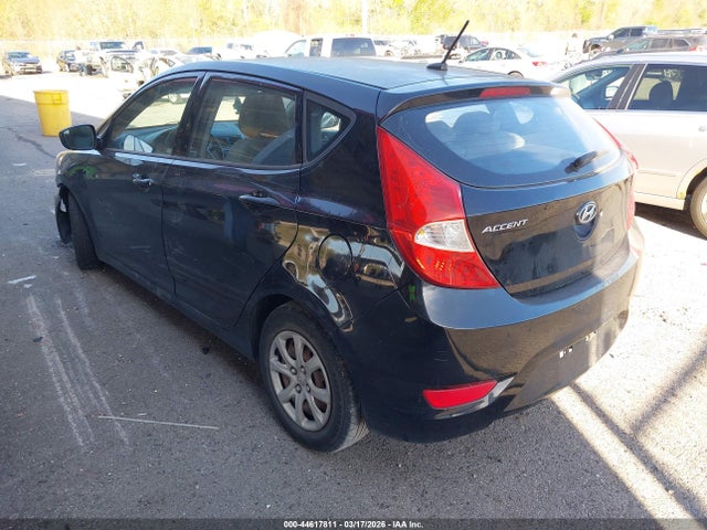 2013 HYUNDAI ACCENT KMHCT5AE6DU108080 Photo 2