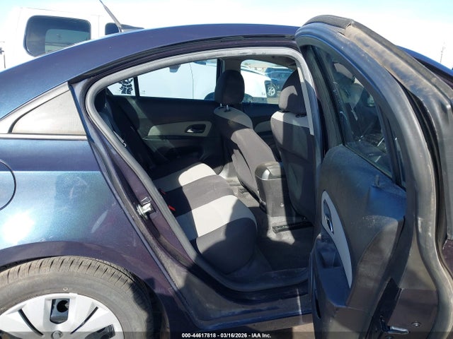 1G1PA5SH7E7438100 Chevrolet Cruze Ls Auto