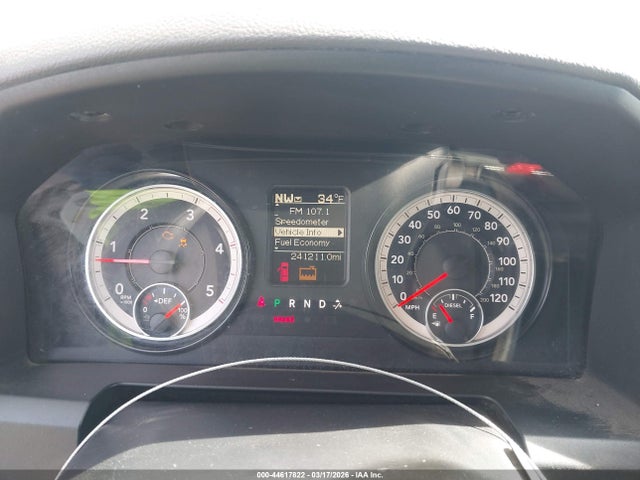 44617822 :رقم المزاد ، 3C63RRHL1GG386141 vin ، 2016 Ram 3500 Lone Star مزاد بيع