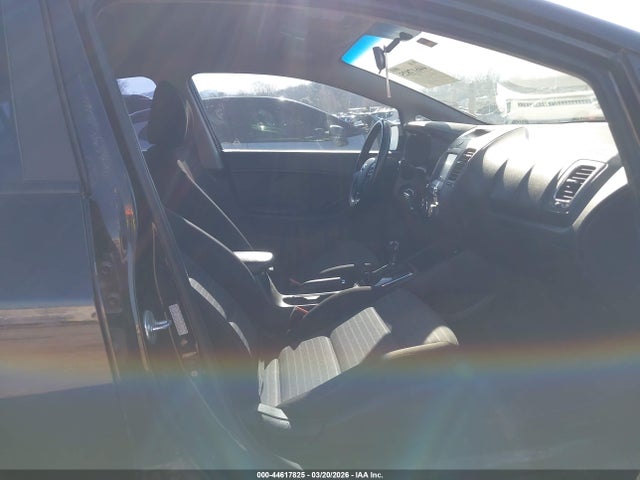 KIA FORTE S 2017 3KPFL4A70HE063204 Image 5