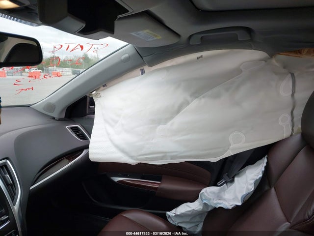 44617833 :رقم المزاد ، 19UUB1F30FA012253 vin ، 2015 Acura Tlx مزاد بيع