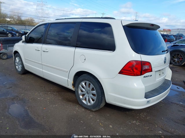 2012 Volkswagen Routan Se მანქანა იყიდება აუქციონზე, vin: 2C4RVABG8CR393555, აუქციონის ნომერი: 44617840