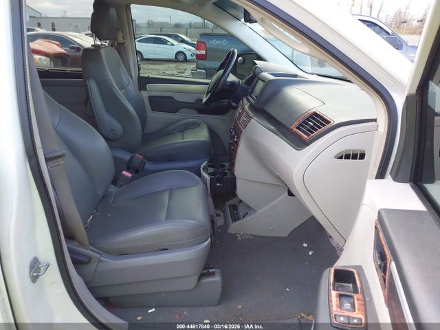 2012 Volkswagen Routan Se მანქანა იყიდება აუქციონზე, vin: 2C4RVABG8CR393555, აუქციონის ნომერი: 44617840