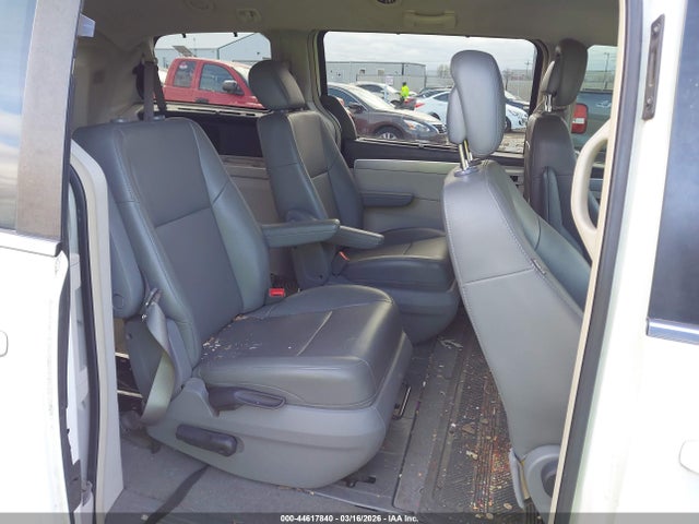 2012 Volkswagen Routan Se მანქანა იყიდება აუქციონზე, vin: 2C4RVABG8CR393555, აუქციონის ნომერი: 44617840