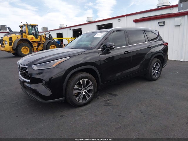 5TDGZRAH4MS051596 Toyota Highlander Xle