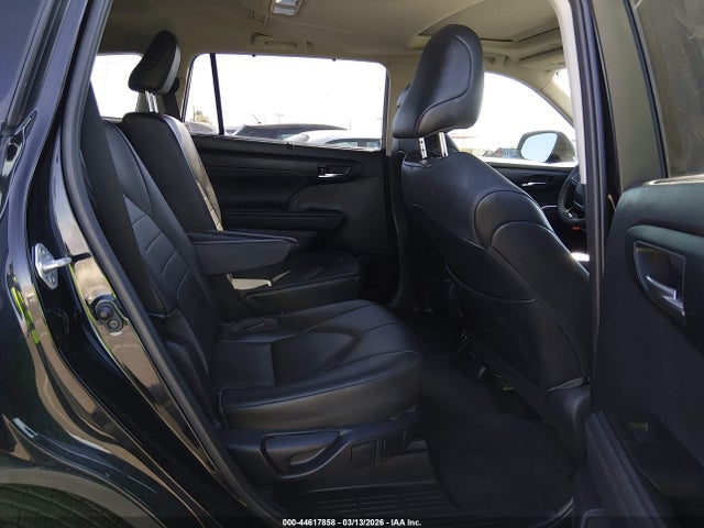 5TDGZRAH4MS051596 Toyota Highlander Xle