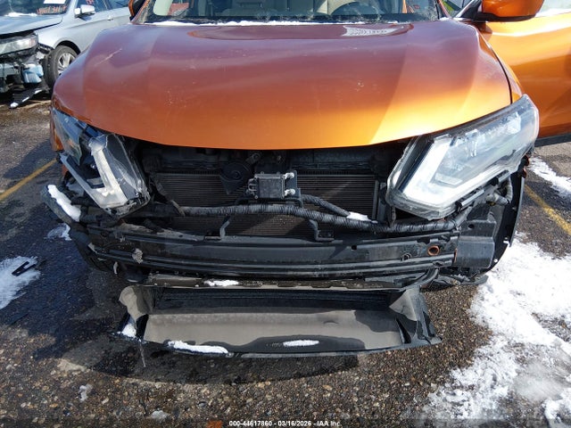 2017 Nissan Rogue S მანქანა იყიდება აუქციონზე, vin: JN8AT2MV9HW275926, აუქციონის ნომერი: 44617860