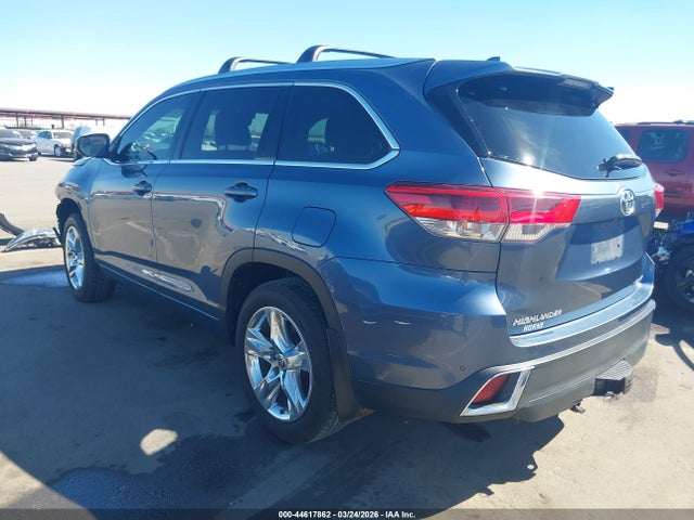 2019 Toyota Highlander Limited მანქანა იყიდება აუქციონზე, vin: 5TDDZRFH8KS747435, აუქციონის ნომერი: 44617862
