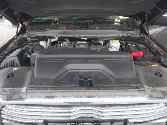 3C63R3JL9NG416491 RAM 3500 Laramie 4x4 8&#039; Box