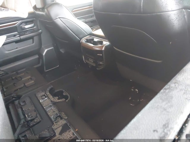 3C63R3JL9NG416491 RAM 3500 Laramie 4x4 8&#039; Box