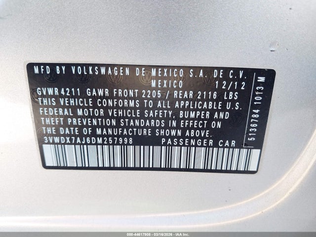 2013 Volkswagen Jetta 2.5l Se მანქანა იყიდება აუქციონზე, vin: 3VWDX7AJ6DM257998, აუქციონის ნომერი: 44617908
