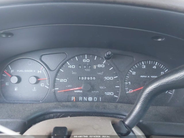 44617949 :رقم المزاد ، 1MEFM58U6YG613499 vin ، 2000 Mercury Sable Gs مزاد بيع