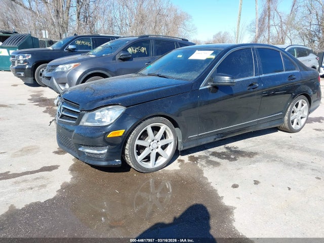 Продаж на аукціоні авто 2014 Mercedes-benz C 250 Sport, vin: WDDGF4HB6EA960134, номер лоту: 44617957