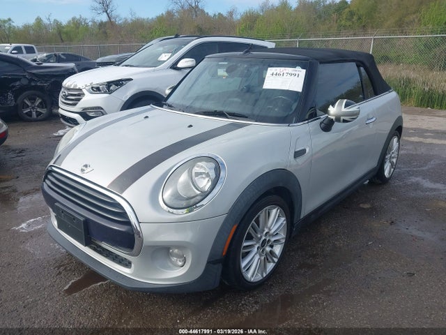 Продажа на аукционе авто 2017 Mini Convertible Cooper, vin: WMWWG5C37H3D00301, номер лота: 44617991