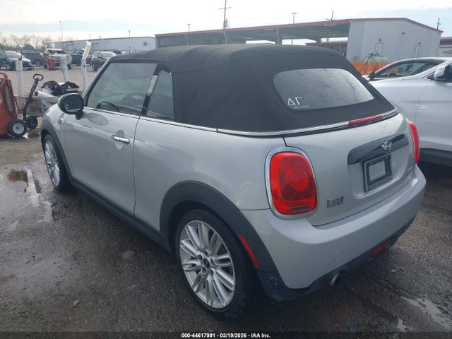 Продажа на аукционе авто 2017 Mini Convertible Cooper, vin: WMWWG5C37H3D00301, номер лота: 44617991