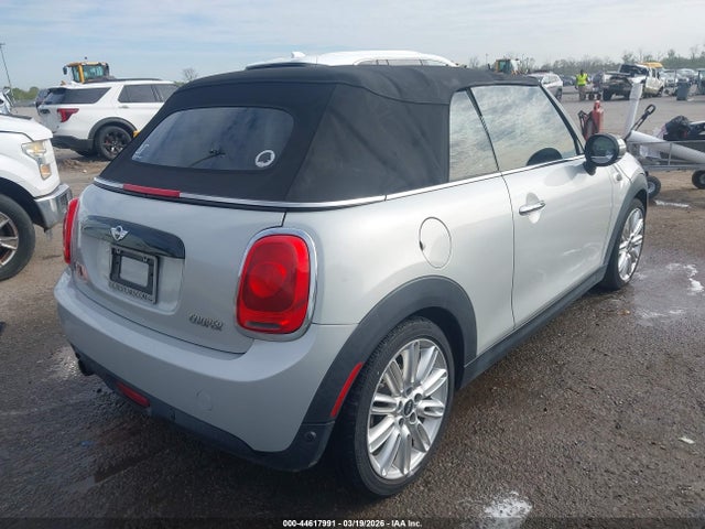 Продажа на аукционе авто 2017 Mini Convertible Cooper, vin: WMWWG5C37H3D00301, номер лота: 44617991
