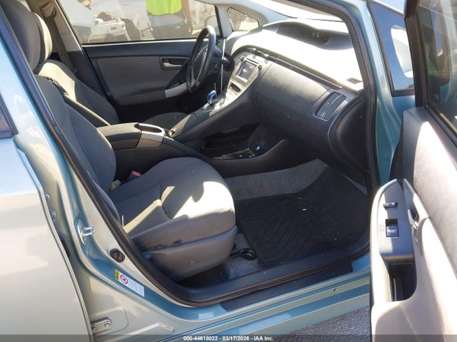 JTDKN3DU9E1795592 Toyota Prius Two
