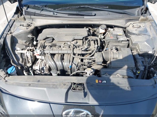 5NPLS4AG3NH053134 Hyundai ELANTRA SEL