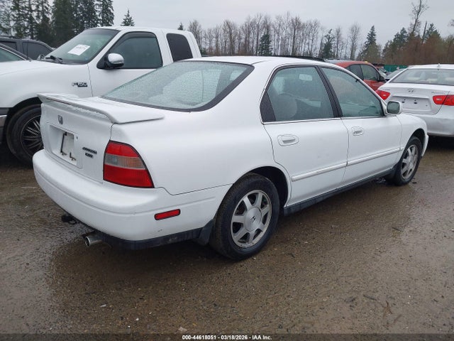 1995 HONDA ACCORD 1HGCD5657SA815277 Photo 3