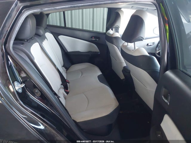 JTDKARFU1G3503873 Toyota Prius Four