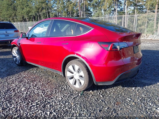 2024 Tesla Model Y Long Range Dual Motor All-wheel Drive მანქანა იყიდება აუქციონზე, vin: 7SAYGDEE6RF045374, აუქციონის ნომერი: 44618084