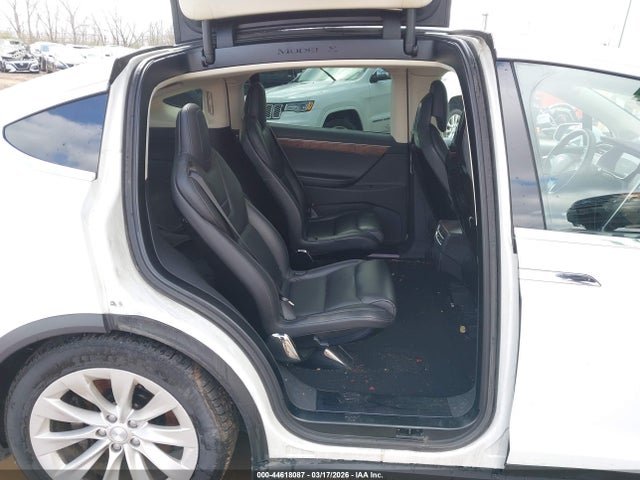 2016 TESLA MODEL X 5YJXCBE2XGF005794 Photo 7