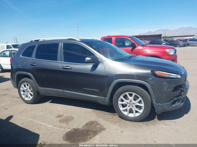 1C4PJLCBXGW128313 Jeep Cherokee Latitude