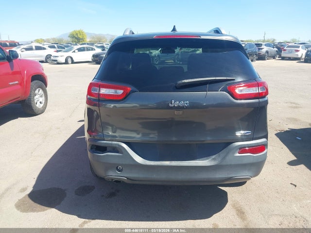 1C4PJLCBXGW128313 Jeep Cherokee Latitude