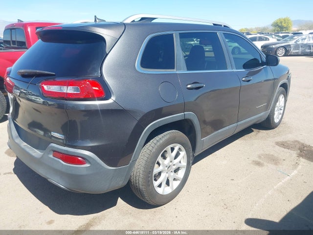 1C4PJLCBXGW128313 Jeep Cherokee Latitude