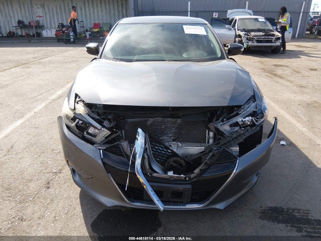 1N4AA6AP5HC419560 Nissan Maxima 3.5 Sv
