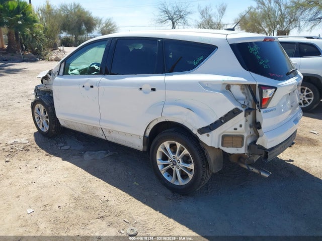1FMCU0G91HUA29075 Ford ESCAPE SE